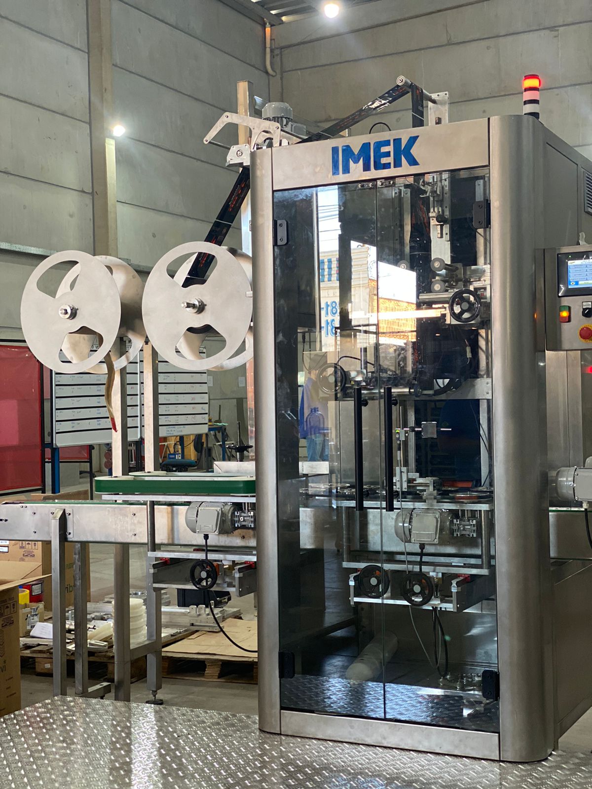 Aplicadora de rotulos sleeve